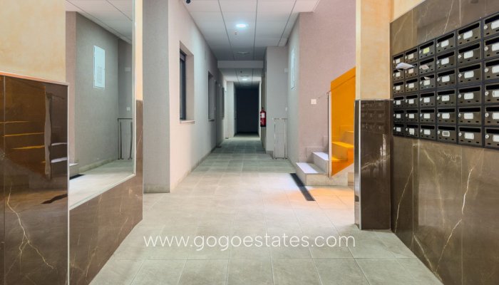 Te koop - Appartement - Appartement op de bovenste verdieping - Torrevieja - Torrevieja Centro