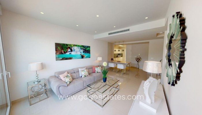 Te koop - Huis - Vrijstaande Villa - Torrevieja - Torrevieja Centro