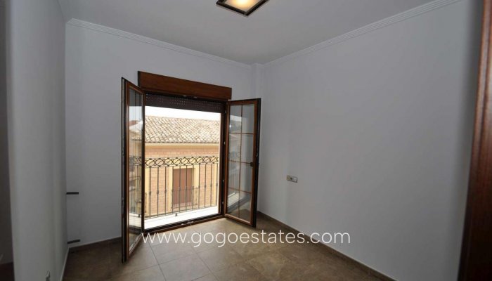 Te koop - Huis - Stadswoning - Pinoso - Pinoso Centro