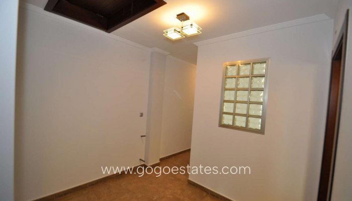 Te koop - Huis - Stadswoning - Pinoso - Pinoso Centro