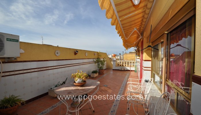 Te koop - Huis - Stadswoning - Pinoso - Pinoso Centro