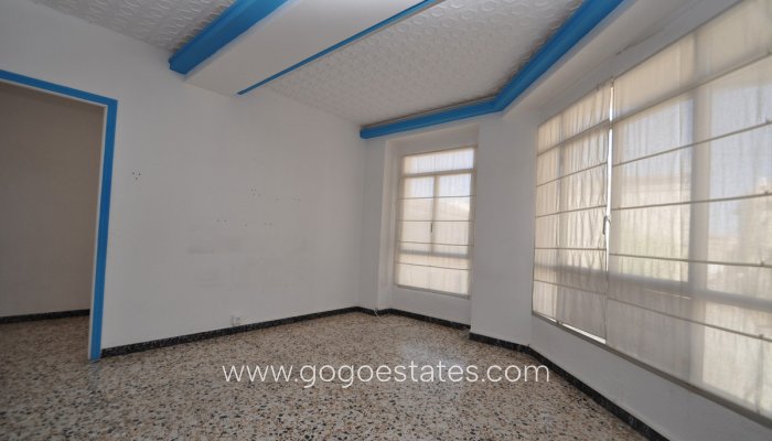 Te koop - Appartement - Appartement op de middelste verdieping - Pinoso - Pinoso Centro