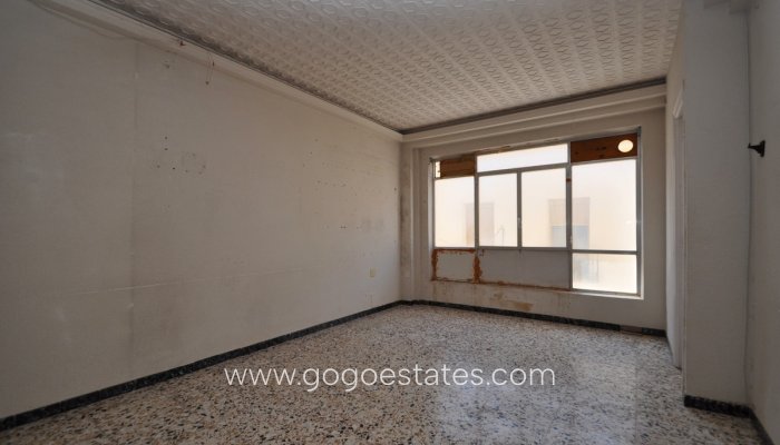 Te koop - Appartement - Appartement op de middelste verdieping - Pinoso - Pinoso Centro
