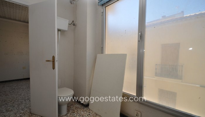 Te koop - Appartement - Appartement op de middelste verdieping - Pinoso - Pinoso Centro