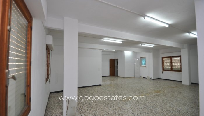 Te koop - Appartement - Appartement op de middelste verdieping - Pinoso - Pinoso Centro