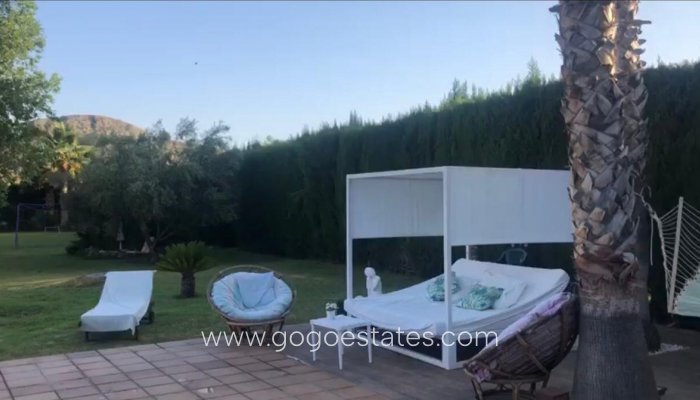 Te koop - Huis - Vrijstaande Villa - Elda - Elda Centro