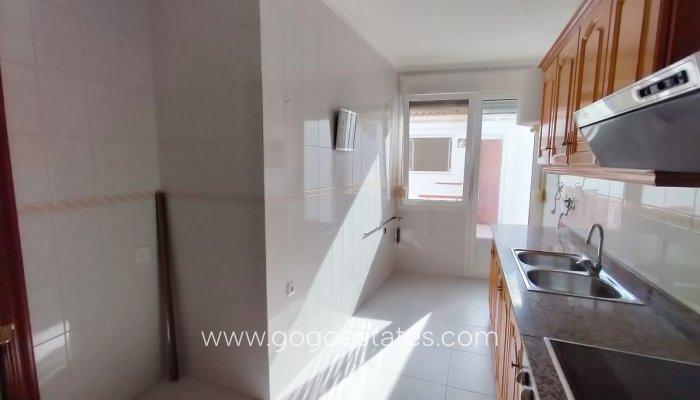 Te koop - Huis - Stadswoning - Sax - Sax Centro