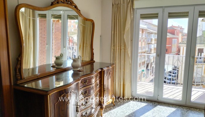 Te koop - Appartement - Appartement op de middelste verdieping - Sax - Sax Centro