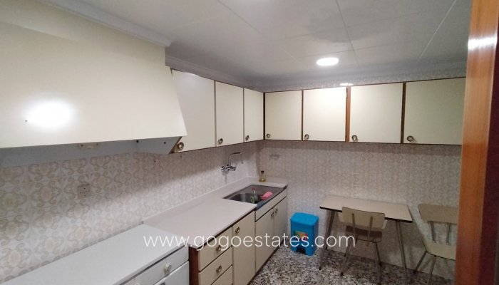 Te koop - Appartement - Appartement op de middelste verdieping - Sax - Sax Centro