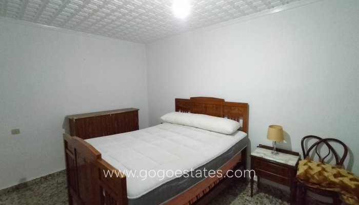 Te koop - Appartement - Appartement op de middelste verdieping - Sax - Sax Centro