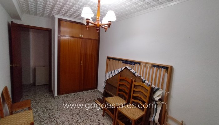 Te koop - Appartement - Appartement op de middelste verdieping - Sax - Sax Centro