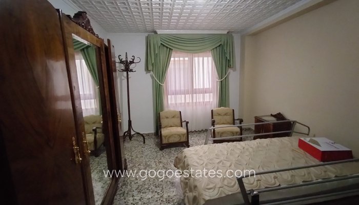 Te koop - Appartement - Appartement op de middelste verdieping - Sax - Sax Centro