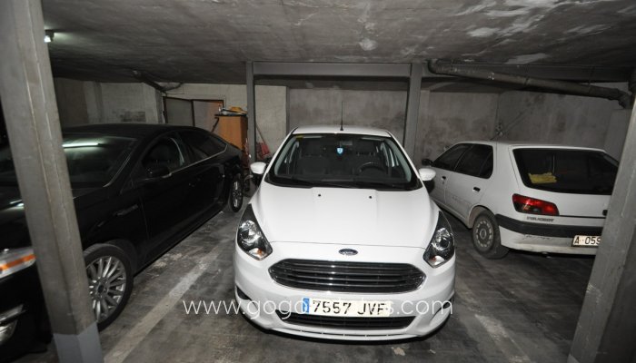 Te koop - Commercieel - Garage - Pinoso - Pinoso Centro