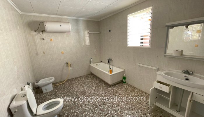 Revente - Maison - Villa Individuelle - Redován