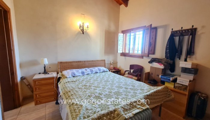 Te koop - Huis - Finca - Cortijo - Pinoso - Pinoso Centro
