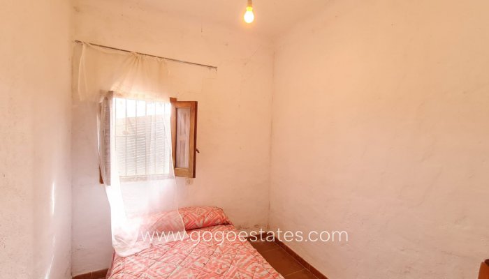 Te koop - Huis - Finca - Cortijo - Pinoso - Pinoso Centro