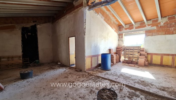 Te koop - Huis - Stadswoning - Pinoso - Pinoso Centro