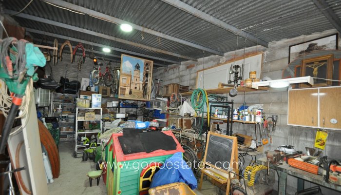 Te koop - Huis - Grotwoning - Pinoso - Pinoso Centro