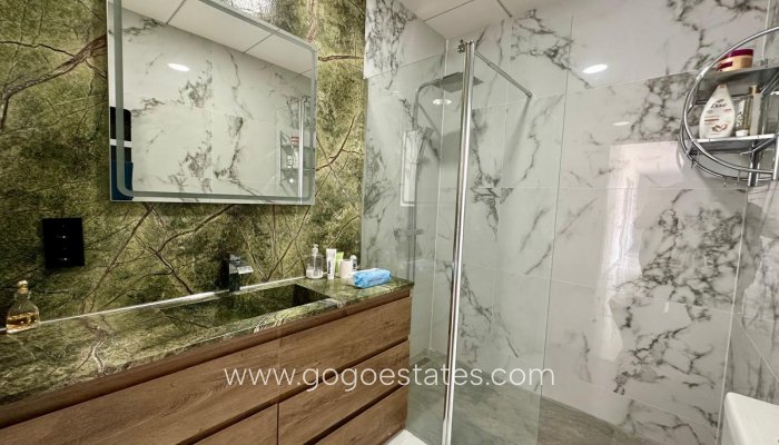 Te koop - Huis - Vrijstaande Villa - Petrel - Petrer