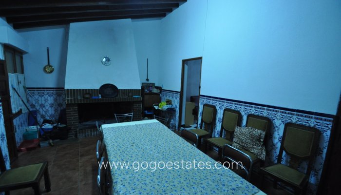 Te koop - Huis - Stadswoning - Pinoso - Pinoso Centro