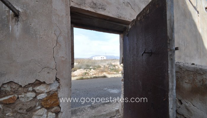 Te koop - Huis - Stadswoning - Pinoso - Pinoso Centro