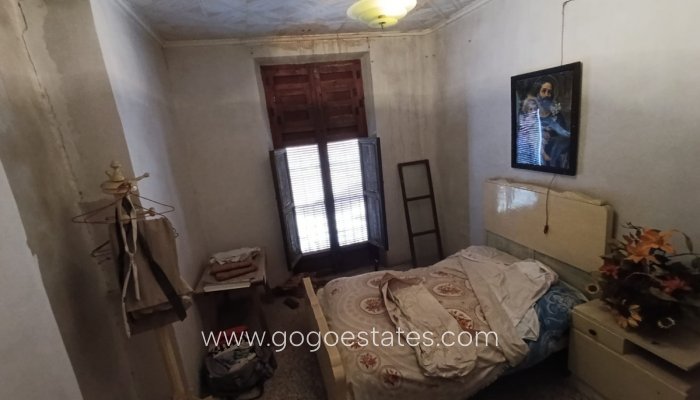 Te koop - Huis - Stadswoning - Pinoso - Pinoso Centro