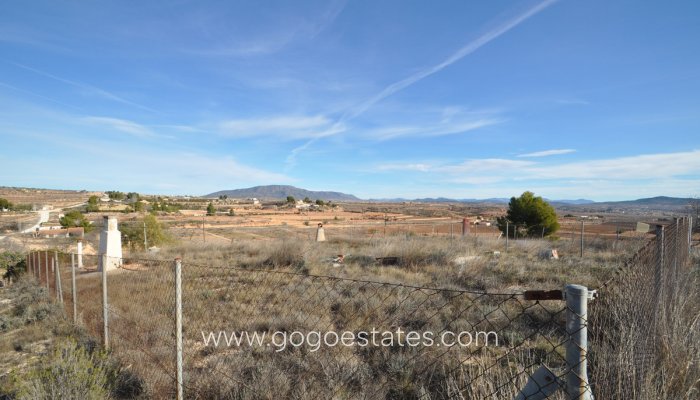 Te koop - Huis - Grotwoning - Pinoso - Pinoso Centro