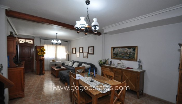 Te koop - Huis - Stadswoning - Pinoso - Pinoso Centro