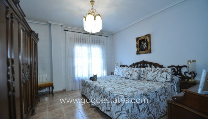 Te koop - Huis - Stadswoning - Pinoso - Pinoso Centro