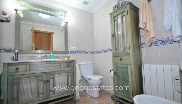 Te koop - Huis - Stadswoning - Pinoso - Pinoso Centro