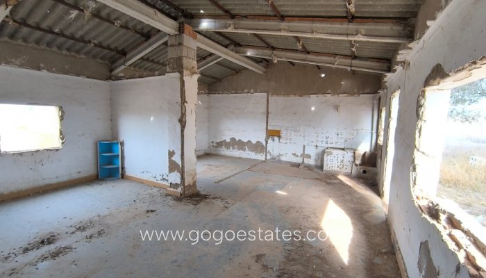 Te koop - Perceel - Land met ruïne - Villena - Villena Centro