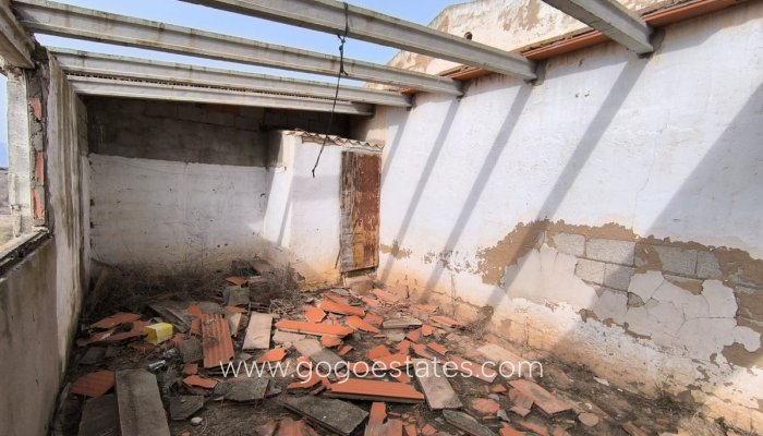 Te koop - Perceel - Land met ruïne - Villena - Villena Centro