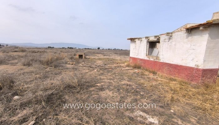 Te koop - Perceel - Land met ruïne - Villena - Villena Centro