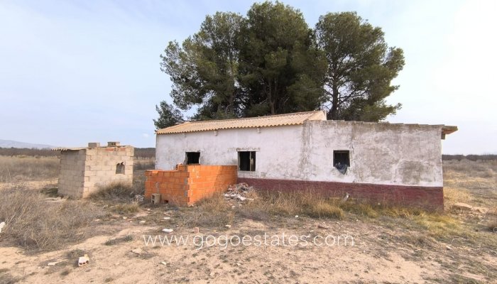 Te koop - Perceel - Land met ruïne - Villena - Villena Centro