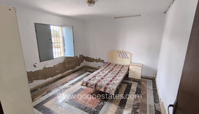 Te koop - Huis - Finca - Cortijo - La Romana - La Romana Centro