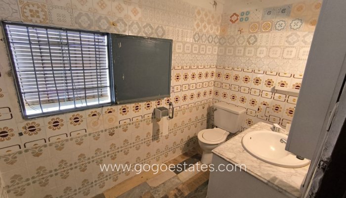 Te koop - Huis - Finca - Cortijo - La Romana - La Romana Centro