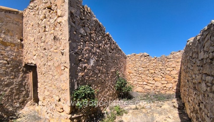 Te koop - Huis - Finca - Cortijo - Pinoso - Pinoso Centro