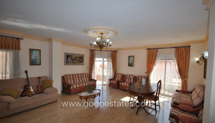 Te koop - Huis - Stadswoning - Algorfa - Algueña