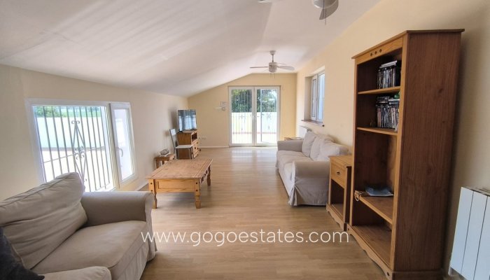 Te koop - Huis - Vrijstaande Villa - Villena - Villena Centro