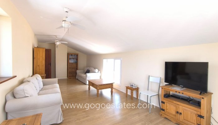 Te koop - Huis - Vrijstaande Villa - Villena - Villena Centro