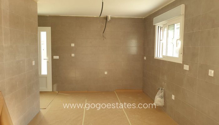 Te koop - Huis - Vrijstaande Villa - Pinoso - Pinoso Centro