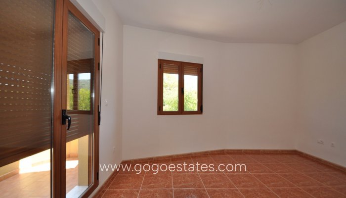 Te koop - Huis - Stadswoning - Pinoso - Pinoso Centro