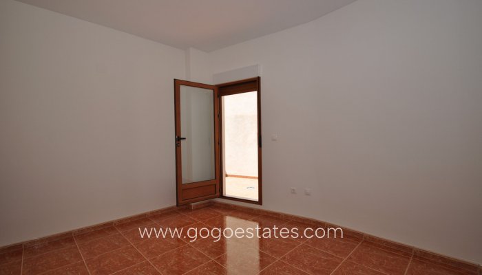 Te koop - Huis - Stadswoning - Pinoso - Pinoso Centro