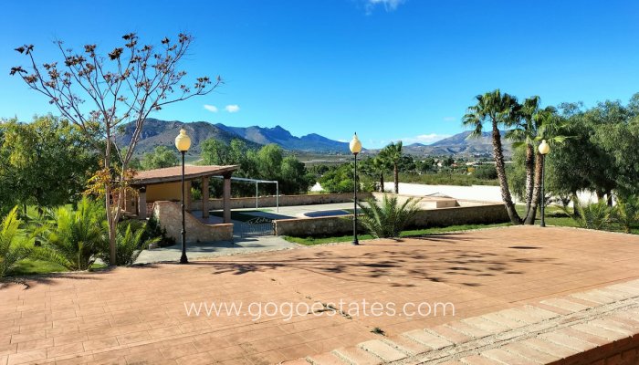 Te koop - Huis - Vrijstaande Villa - Aspe - Aspe Centro