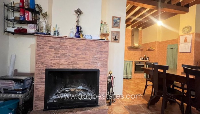 Te koop - Huis - Stadswoning - Pinoso - Pinoso Centro