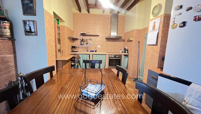 Te koop - Huis - Stadswoning - Pinoso - Pinoso Centro