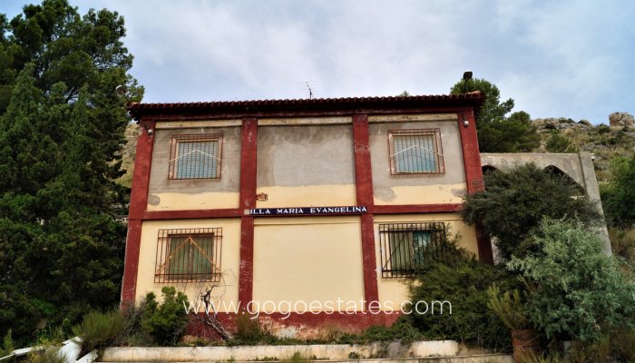 Te koop - Huis - Finca - Cortijo - Salinas - Salinas Centro