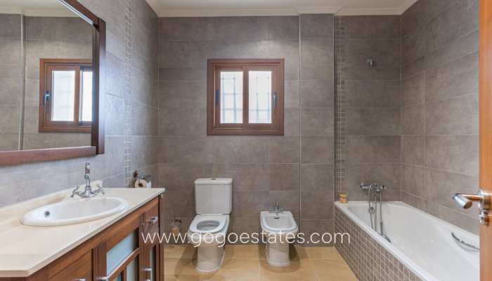 Resale - House - Detached Villa - Los Montesinos - Los Montesinos Centro