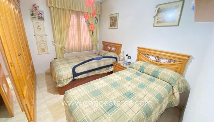 Te koop - Huis - Stadswoning - Formentera de Segura - Formentera Del Segura