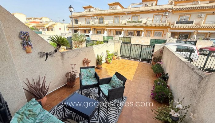 Te koop - Huis - Stadswoning - Daya Nueva - Daya Nueva Centro